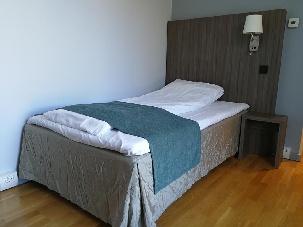 Dombas Hotel Luaran gambar